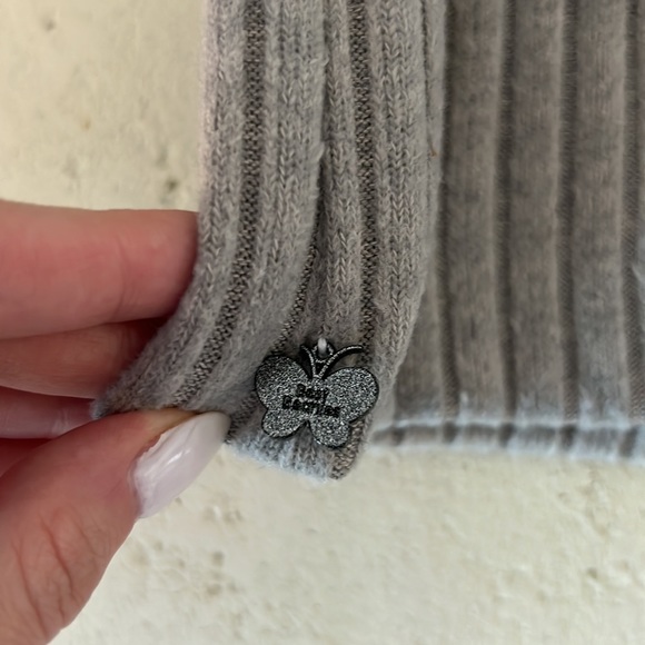 Best Beanies Grey Beanie - Picture 2 of 2